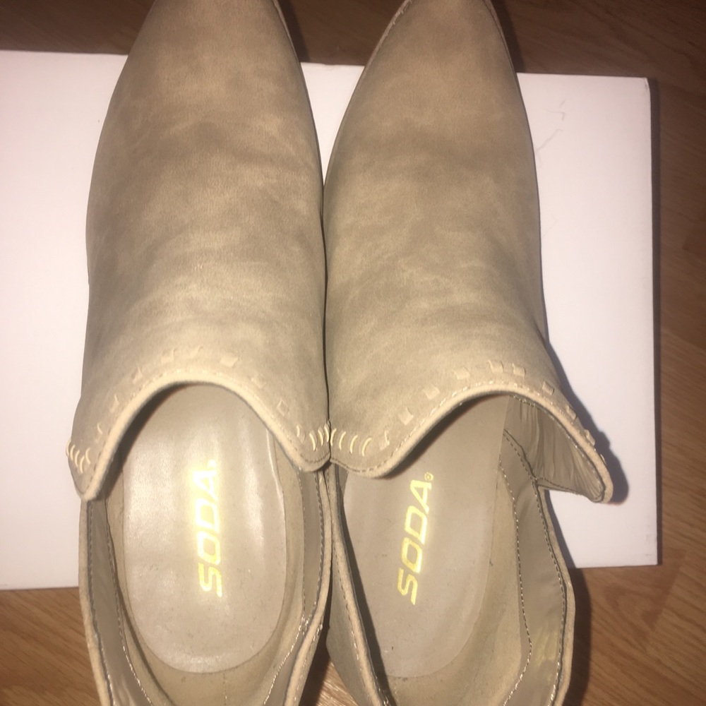 Booties - Picture 5 of 5